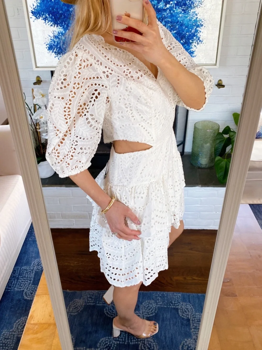 BCBGMaxAzria White Eyelet Puff Sleeve Cut Out Tiered Mini Dress! 🐚 - Picture 4 of 17